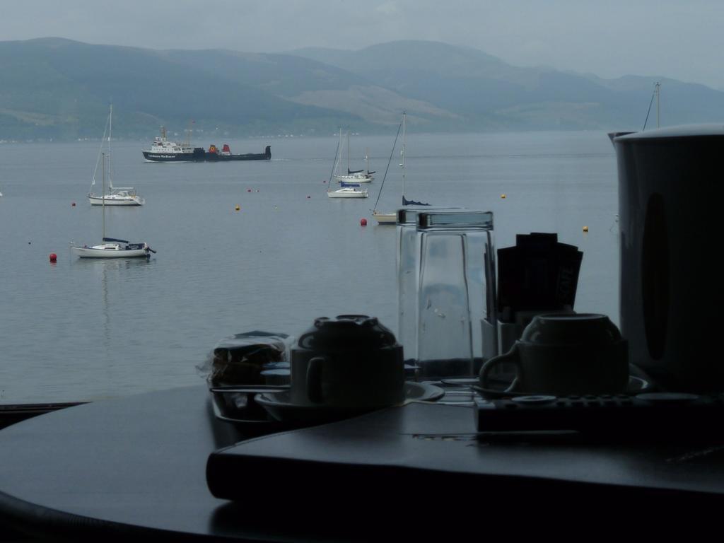 The Spinnaker Hotel Gourock Bilik gambar