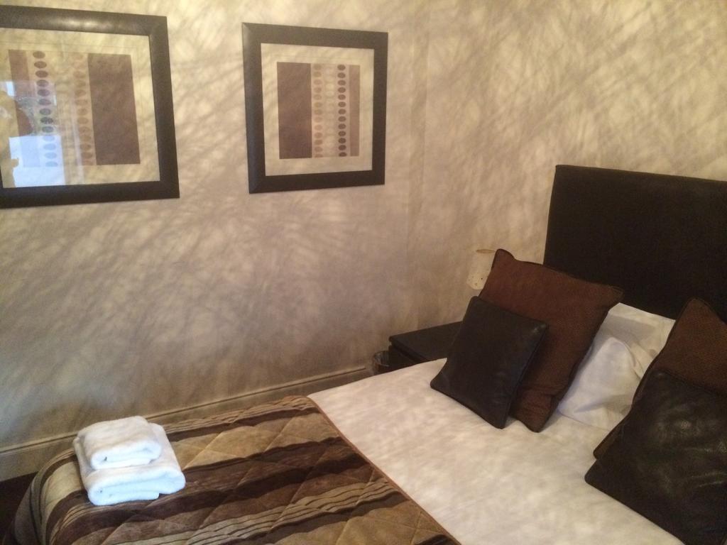 The Spinnaker Hotel Gourock Bilik gambar