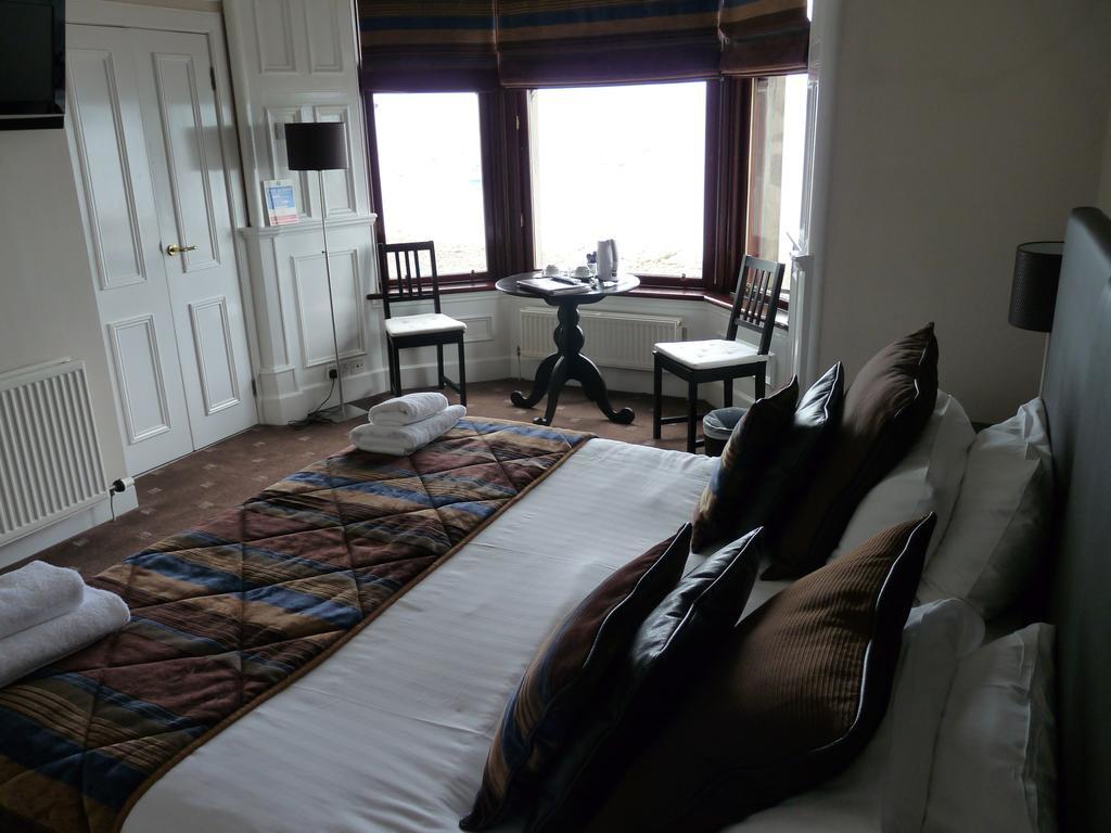 The Spinnaker Hotel Gourock Bilik gambar