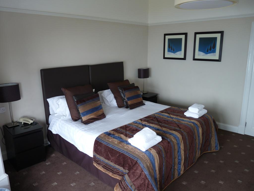 The Spinnaker Hotel Gourock Bilik gambar
